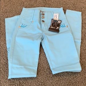 Brand New Women’s Colombian Jeans.